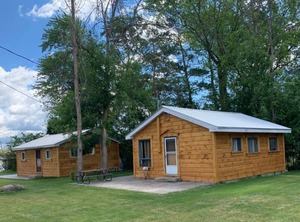 Hickory Waterfront Cottage Trent Hills | Trent Hills