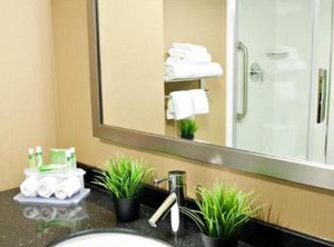 Holiday Inn Express Pembroke Ihg Hotel | Pembroke