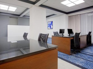 Holiday Inn Ottawa East Ihg Hotel | Cummings