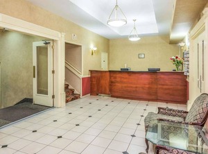 Howard Johnson | Sunnyside