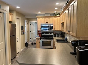 Tlc Beachhouse Waterfront Shuswap Accommodation | Scotch Creek