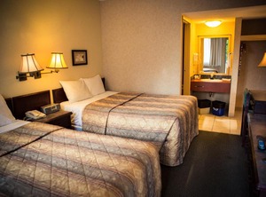 Langley Hwy Hotel | Langley