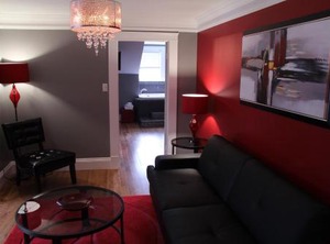 Leaside Manor | Waterford Valley