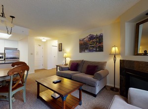 Marquise | Upper Village