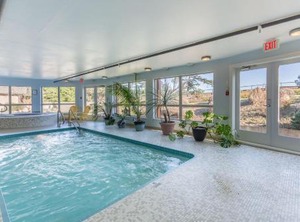 Mayne Island Resort | Mayne Island