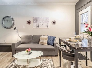 Cozy Br Apt Netflix | Central Hamilton