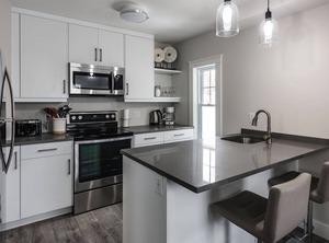 Hydrostone Market | North End