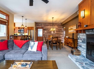 Tremblant Eaux | Tremblant-Les-Eaux