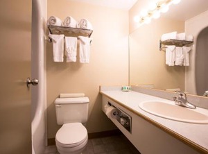 Nomad Hotel | Fort McMurray