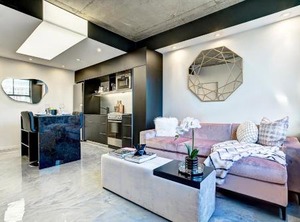 Pierce Boutique | Shaughnessy Village