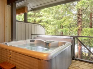Crystal Ridge | Upper Village