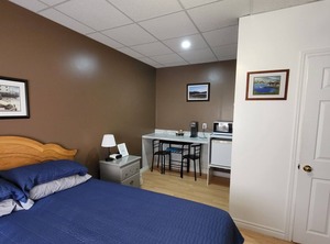 Thickwood Inn People | Cormack