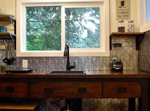 Heritage The Heart Of Village | Harrison Hot Springs