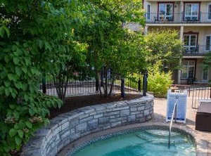 Tour Voyageurs | Mont-Tremblant Pedestrian Village