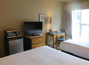 Waterton Lodge Resort | Waterton Park