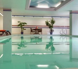 Cartier Place Hotel 