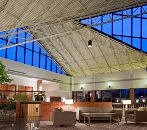 Holiday Inn Oakville Centre Ihg Hotel 