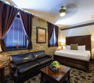 Stone Mill Inn 