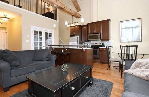 North Park Condo | #103 Quadra St - 2 Bed Condo Dwntwn Heritage Bldg