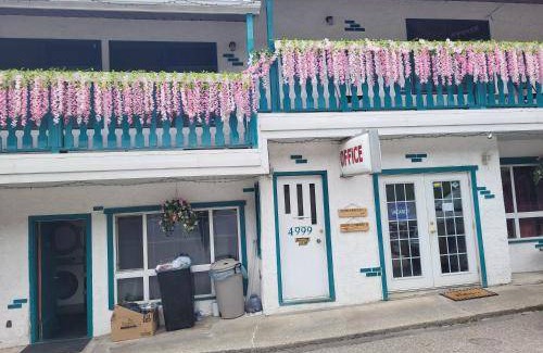 East Kootenay Hostel | 139 m² Hostel ∙ 2 guests