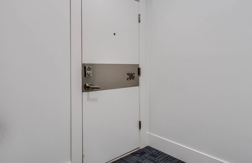 West End Apartment | 1425 Haro St - 2 Bedrooms - Downtown Vancouver