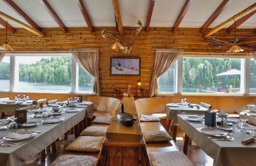 Saint-Michel-des-Saints House | 166 m² Motel ∙ 5 bedrooms ∙ 10 guests
