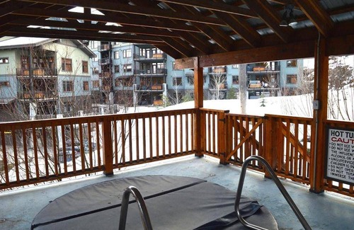 Rossland House | 17 m² Motel ∙ 6 bedrooms ∙ 12 guests
