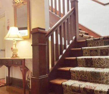 Sydney House | 170 m² Motel ∙ 2 bedrooms ∙ 4 guests