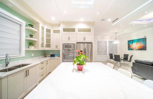Surrey Bed & Breakfast | 180 m² Bed and breakfast ∙ 2 guests