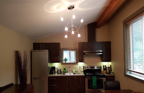 Port Renfrew Cottage | 1BR, Garden View, Pet Friendly, Hot Tub, Sleeps 4