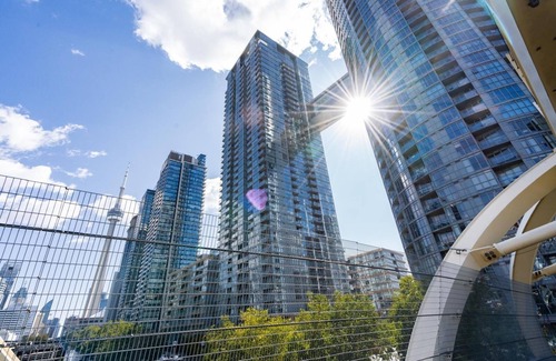 Wellington Place Condo | 2-bedroom condo in fabulous Toronto with WiFi, Parking and office area
