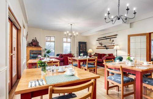 Revelstoke Hotel | 25 m² Hotel ∙ 2 guests
