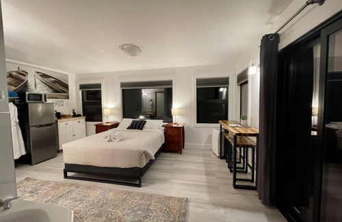 Ucluelet Hotel | 26 m² Hotel ∙ 1 bedroom ∙ 2 guests