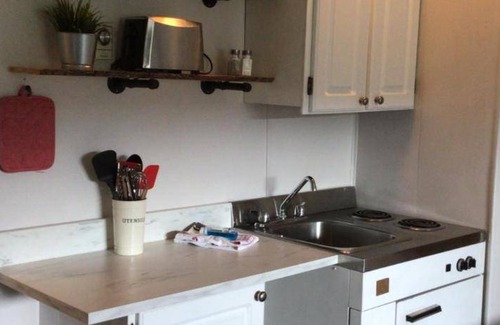 Christina Lake Hotel | 28 m² Motel ∙ 4 guests