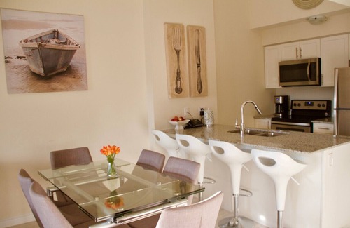 Collingwood Condo | 3 BEDROOM WATERFRONT BLUE MOUNTAIN LOFT, HEATED POOL