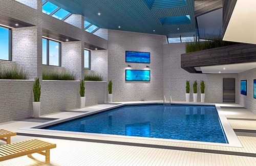 Cummings Hotel | 3-Star Hotel ∙ Holiday Inn Ottawa East, an IHG Hotel