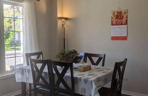 Markham Bed & Breakfast | 30 m² Bed and breakfast ∙ 1 bedroom ∙ 2 guests