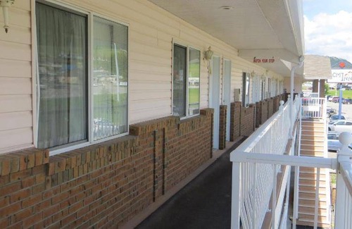 Coleman Hotel | 30 m² Motel ∙ 127 guests