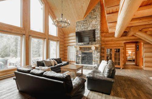 Mille-Isles Ski Chalet | 301 m² Chalet ∙ 4 bedrooms ∙ 9 guests