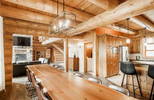 Mille-Isles Ski Chalet | 301 m² Chalet ∙ 4 bedrooms ∙ 9 guests
