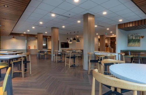 Revelstoke Hotel | 33 m² Hotel ∙ 5 guests