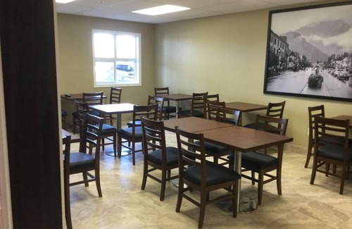 Hardisty Hotel | 37 m² Hotel ∙ 127 guests