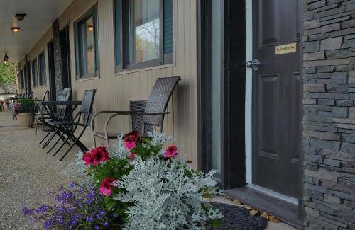 Emerson Hotel | 38 m² Motel ∙ 4 guests