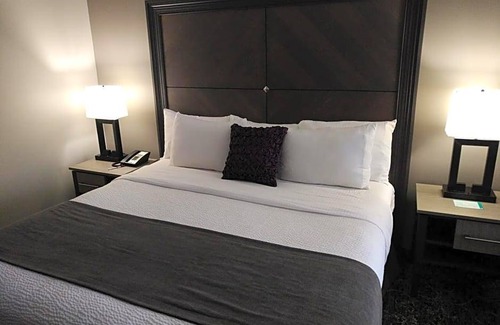 Halifax Hotel | 4-Star Hotel ∙ Chateau Bedford Trademark Collection by Wyndham