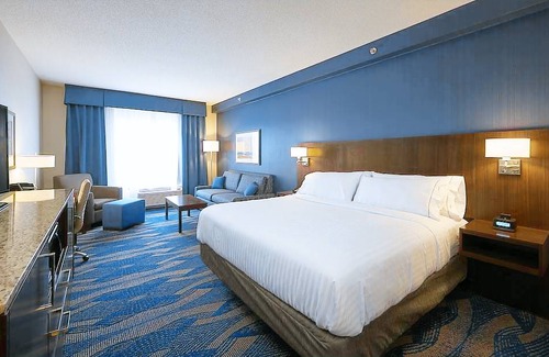 Terra Nova Hotel | 4-Star Hotel ∙ Holiday Inn Express & Suites St. John's Airport, an IHG Hotel