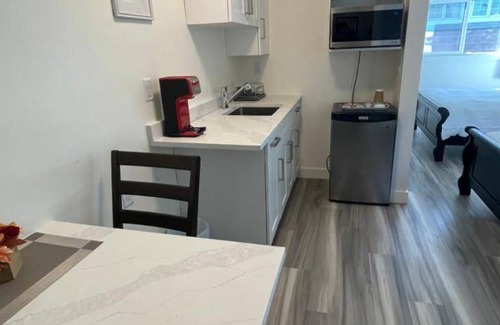 East Kootenay Hotel | 40 m² Hotel ∙ 2 bedrooms ∙ 4 guests