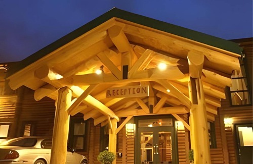 Jasper East Cabin | 42 m² Lodge ∙ 3 bedrooms ∙ 8 guests