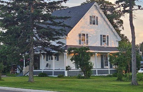 Summerside Bed & Breakfast | 450 m² Bed and breakfast ∙ 3 guests