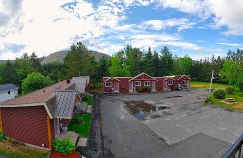 Thetford Mines Hotel | 46 m² Motel ∙ 2 bedrooms ∙ 6 guests