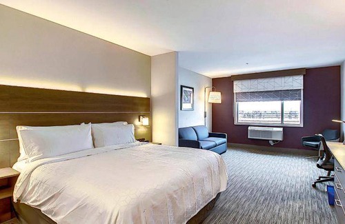 Calgary Hotel | 47 m² Hotel ∙ 127 guests